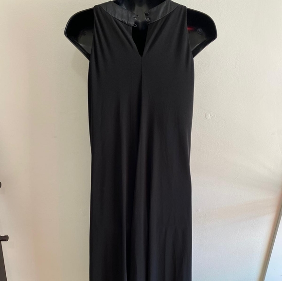 Evan Picone flowy beaded neck black dress - Picture 9 of 9